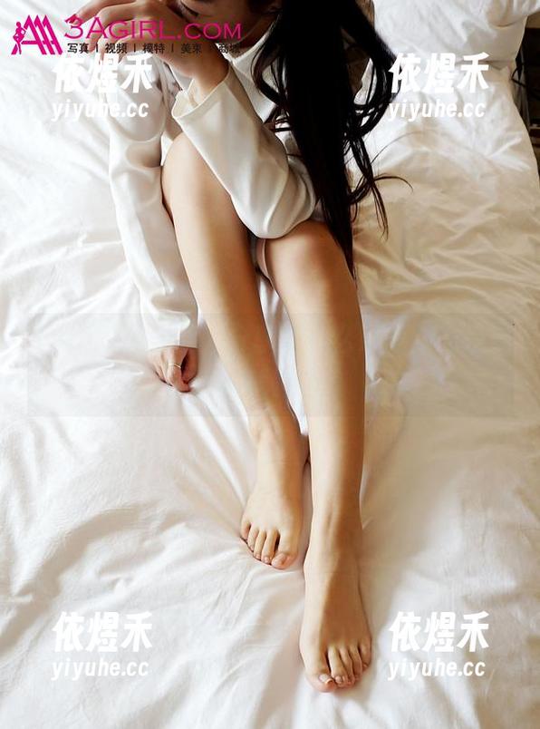 3Agirl的黑丝，分享个什么好呢，光是坐着看就够了！
