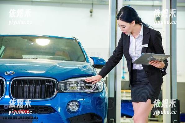 AISS爱丝(黄金版) - 索菲独自静坐，谁说全套写真不能有点戏谑？