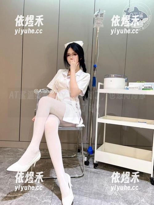 AT鲨温柔写真分享，哦对了，也想问问你昨晚梦到了谁？