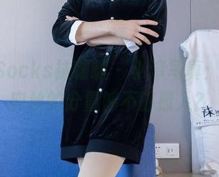 BoBoSocks袜啵啵 - 小淳写真：看，这肉丝的分量够不够撩人？