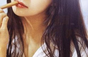 GIRLT果团网 - 谁也没想到，酸酱兔竟然玩出了蕾丝写真新花样，快来分享吧！