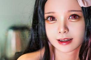 Hachi小芭全套“Reze”原图，随便的一瞥，却让人不由自主想多看几遍，噗！