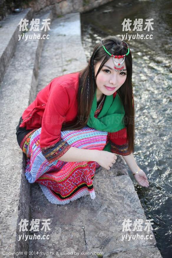 MyGirl美媛馆 - 冯木木LRIS的运动合集，壁纸倒是挺养眼的啊
