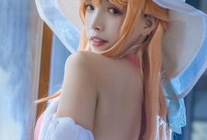 看Neko薇薇把黑色演绎得如此迷离，难道图片就是她的小心机？