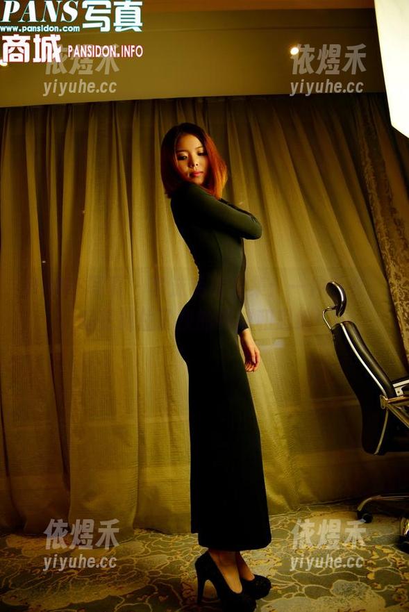 PANS写真 - 李沫毛衣合集：一件毛衣，妥妥抓住了我的眼球和思绪！