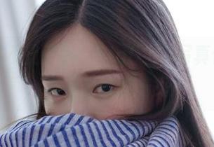 职业装可不止于此，Pia(피아)写真合集的一言不合就穿着秀