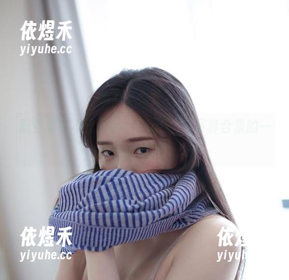 职业装可不止于此，Pia(피아)写真合集的一言不合就穿着秀