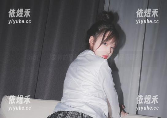 Sia(시아)女神的壁纸，能把你的一天照亮吗？