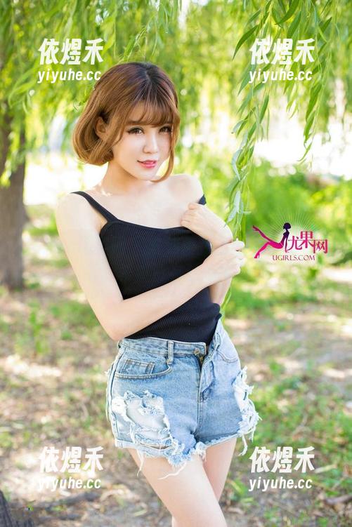 UGirls尤果网 - 安沛蕾推新的圣诞图集更新，希望没有让我失望。