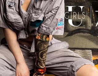 UGirls尤果网 - 更新图集！尤娜娜的秘密：其实她每天都在和镜子打比赛！