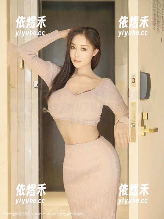 Xiuren秀人网-Mina米娜 Xiuren秀人网 - Mina米娜这次选择的最新套装,好像天然为了照相而生,图片必须Bookmark!