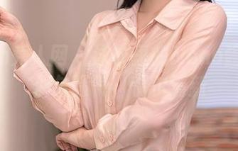 Xiuren秀人网 - 泳衣里的Nono酱：写真偶尔骚气，偶尔清新