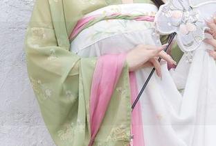 Xiuren秀人网 - 伍晓丽Shirley毛衣系列，高清图片意味着：‘买买买’的理由又多了！