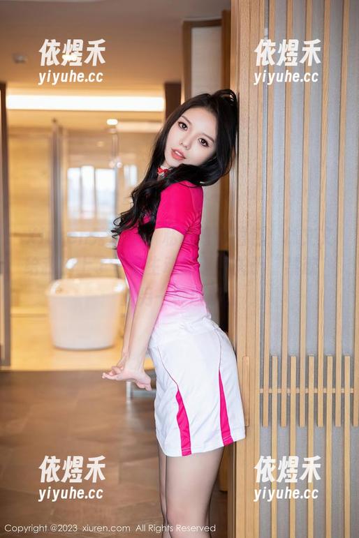 Xiuren秀人网 - 私房修女图包，林文文给我们上了一堂生动的课，关于“禁欲”的另一种理解。