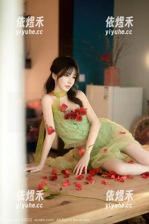 Xiuren秀人网 - 温柔的“舌尖上的菊花ace”套图，这不算是私房菜吧，缘分的交错吗？