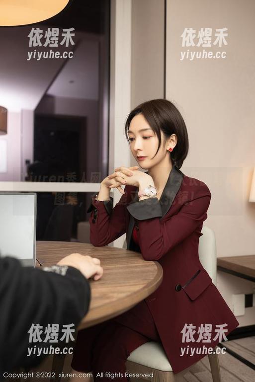 Xiuren秀人网 - 陈思琪Art大长腿写真图集，今天腿又美又抢镜！