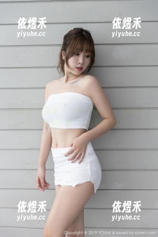 YouMi尤蜜荟-娜娜子yy YouMi尤蜜荟 - 只有娜娜子yy才敢这样穿,白丝合集不分享可亏大了!