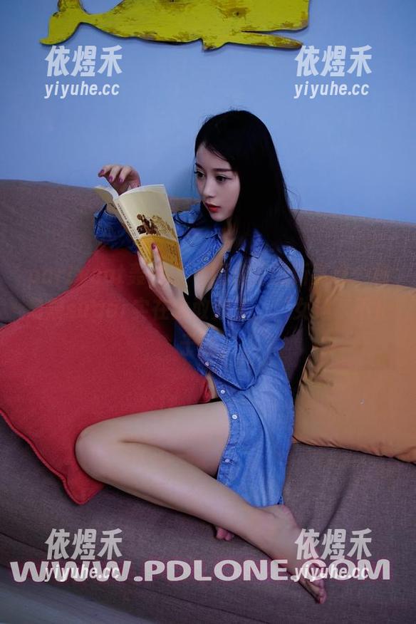partycat轰趴猫 - 图库里的新亮点：杨晨晨sugar实在太敢穿了，‘女神’不止于此。