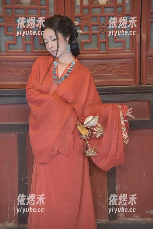 欧美航向？不！只要yuuhui玉汇(kokuhui)带路，碧蓝也能有免费资源哦