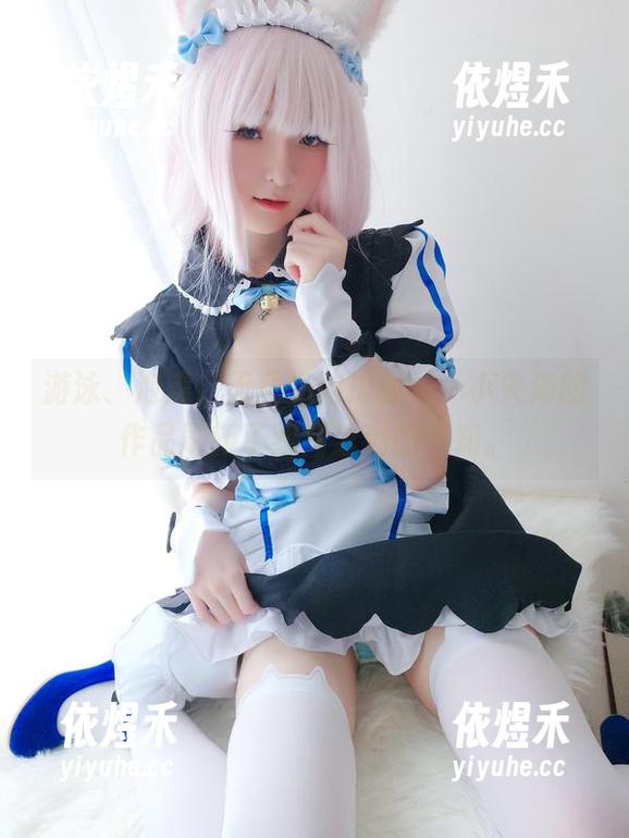 一小央泽 游泳、泡澡、无圣光的边缘;一小央泽的作品刷新了我对泳池的认知。