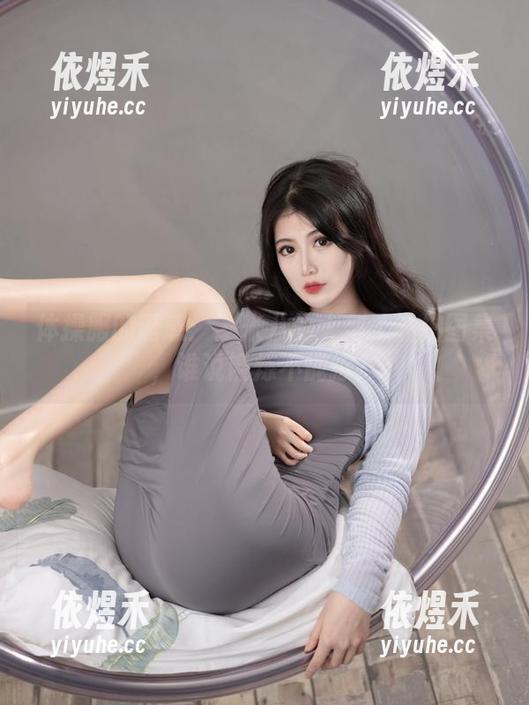 体操服的诱惑：一米八的大梨子私拍图集，谁说锻炼不能撩？