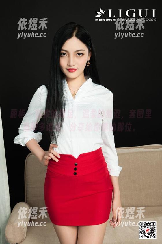 丽柜 - 苏黎的裸足，温柔的羞涩，套图里有好多诱惑，分享给你懂的那位。