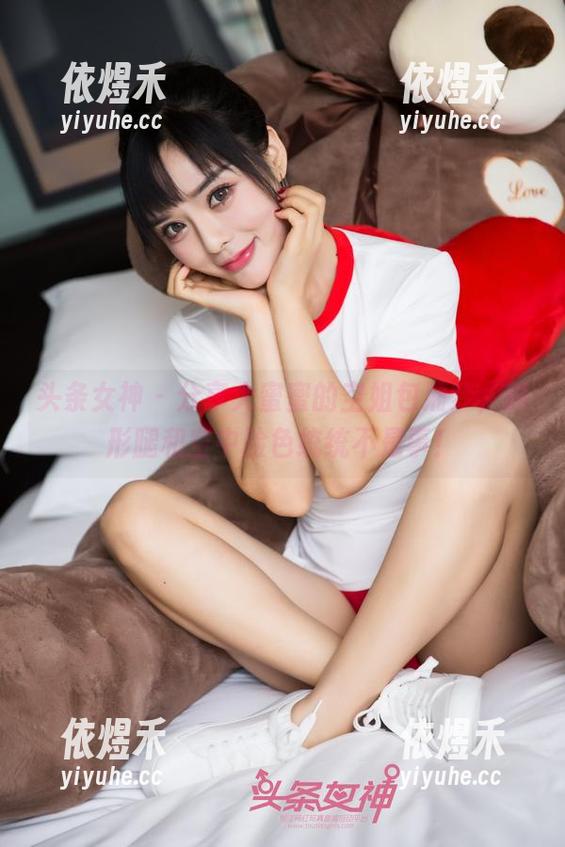头条女神 - 分享大蜜蜜的空姐包厢梦，畸形腿和空中脸色统统不是事！