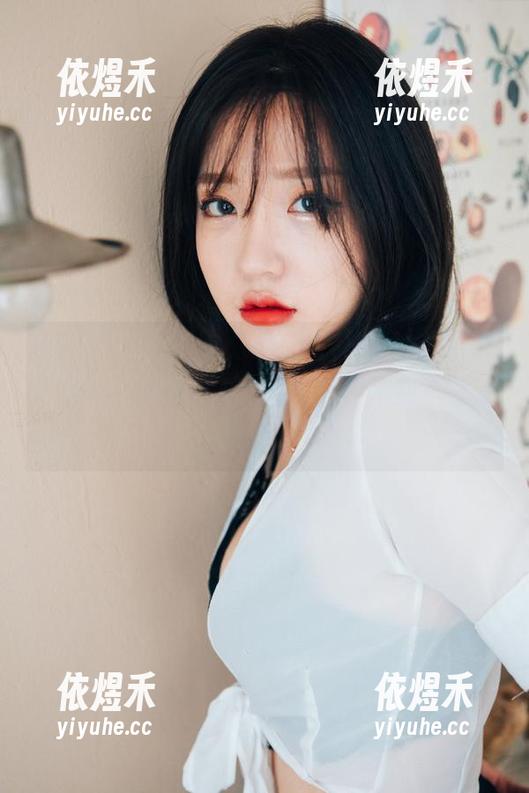 孙乐乐(손예은)的“LOOZY-Halloqueen”原图，资源真心丰厚，让人不知不觉就沉醉了。