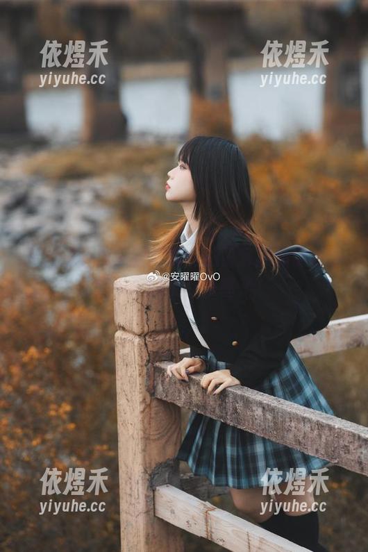 原图见真章，安曜曜私拍日常里的微妙小细节，让我想多嘴了！
