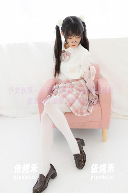 少女秩序 - 小满户外秀，免费原图送到，快来比比谁的户外作业好！