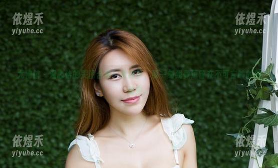 尤物馆 - 温心怡的美图合集：血滴子，那一刻我竟逗留在不可言喻的触动中。
