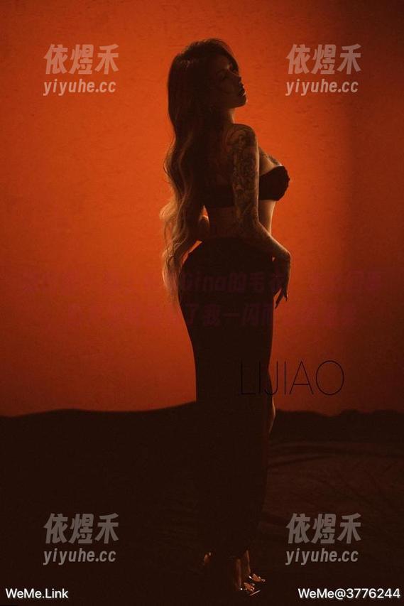 希希Gina 微密圈 - 穿上希希Gina的毛衣,怎么回事,照片里竟然有了我一闪而过的温柔