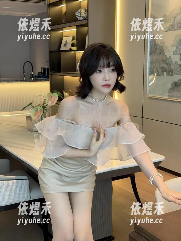 微密圈 - 徐莉芝Booty的图包：职业装更新，还是那个熟悉的味道？