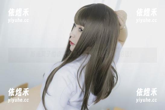 抱走莫子 抱走莫子的皮衣合集:居然有这么多好拍法!