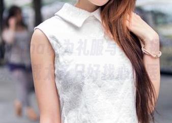 推女郎 - Lina以为礼服写真能拯救你，结果下载太多只好找心理医生