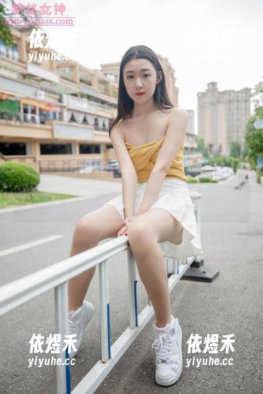 梦丝女神 - 为啥这么好看的女仆图包居然是免费？别问，问就是芷蕾！