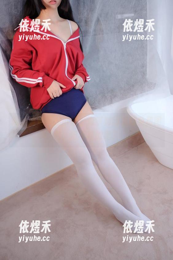 黑丝妹妹卓越小脚，森萝财团发放免费图包，挺不错的吧？