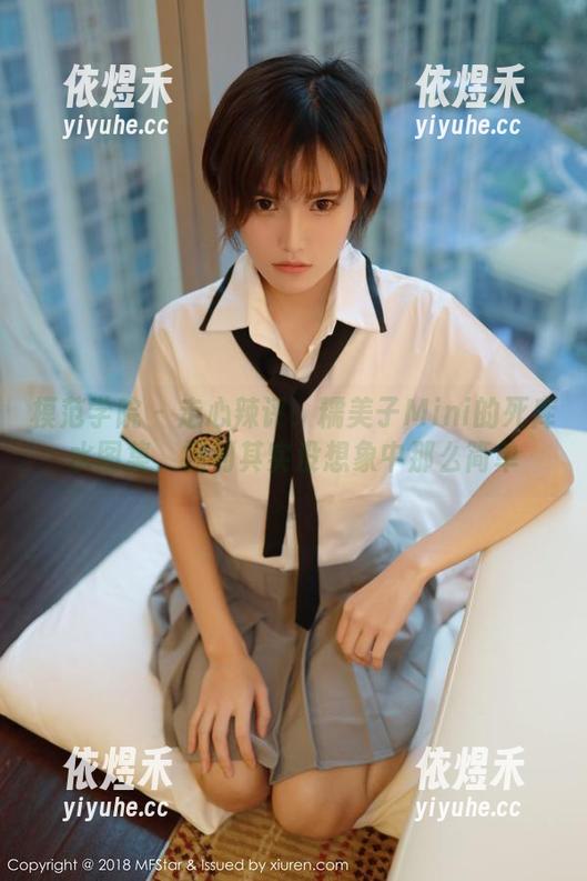 模范学院 - 走心辣评：糯美子Mini的死库水图集，福利其实没想象中那么简单