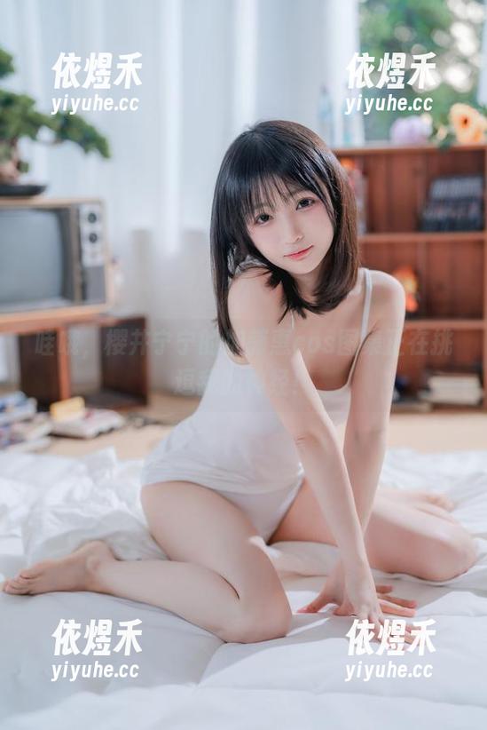 哇哦，樱井宁宁的加藤惠cos图集正在挑逗我的神经！