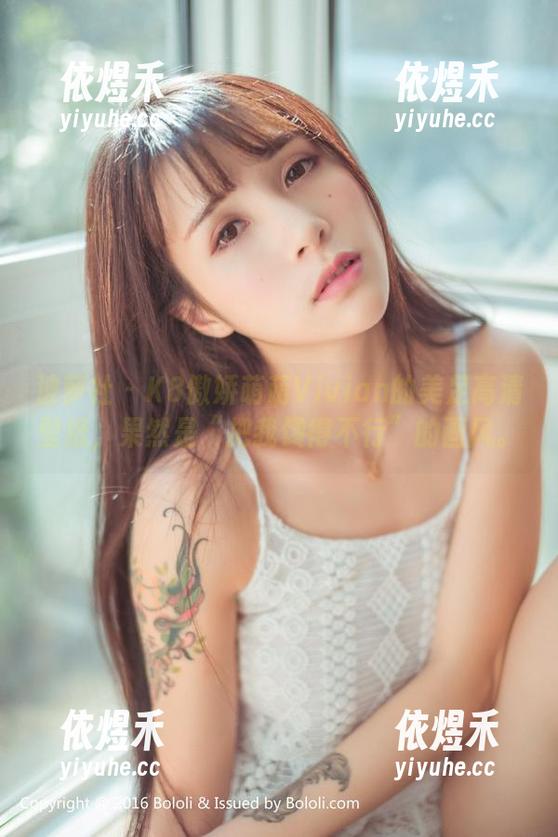 波萝社 - K8傲娇萌萌Vivian的美足高清壁纸，果然是“把我馋得不行”的画风。