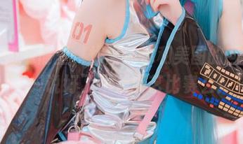 穿越到剧情里，炸酱沐沐和美图的回锅肉——说好了不是厨艺比赛么！