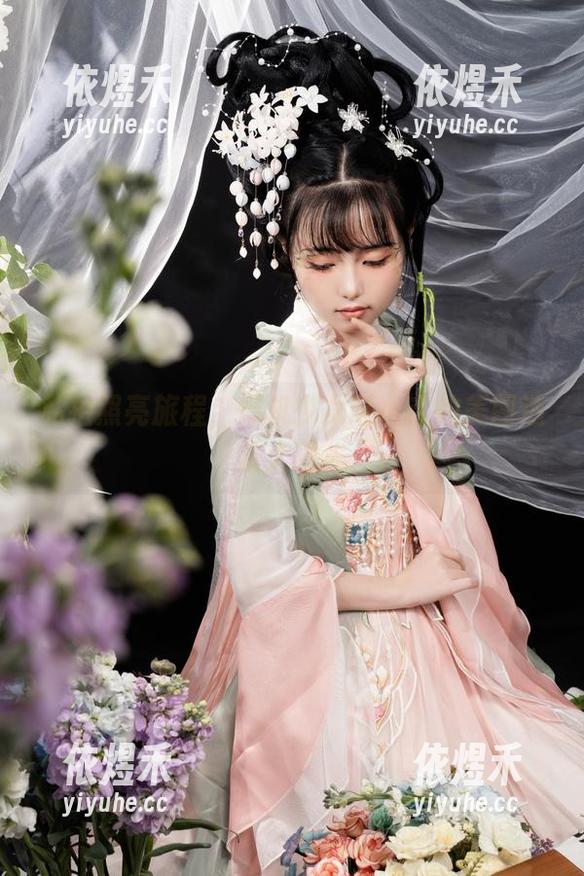 爆机少女喵小吉 私拍照亮旅程,爆机少女喵小吉的美图选集大曝光