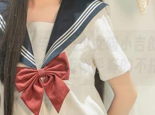 免费？比基尼与爆机少女喵小吉的新宽松套图，穿它上街似乎真的不搭？
