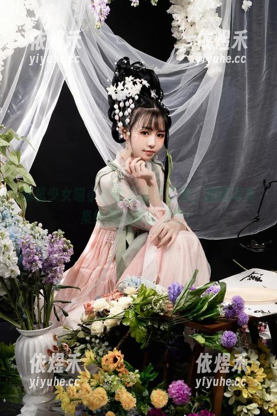 爆机少女喵小吉的万圣节奇遇，精选写真集给你捣蛋的灵感！