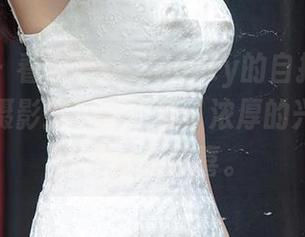 爱尤物 - 看到徐莉芝Booty的自拍后，我突然对摄影这件事产生了浓厚的兴趣，图片里总有惊喜。