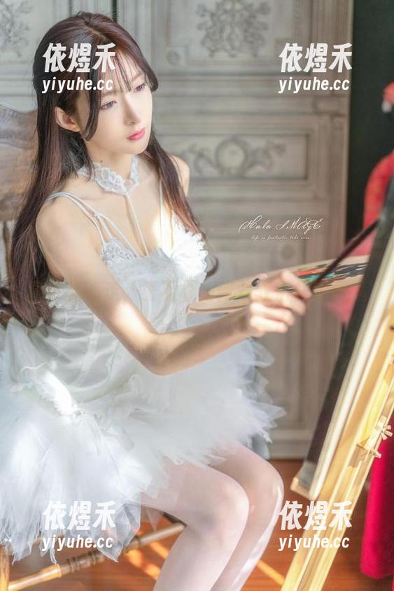 图包随心走，王羽杉如何驾驭白裙的飘逸
