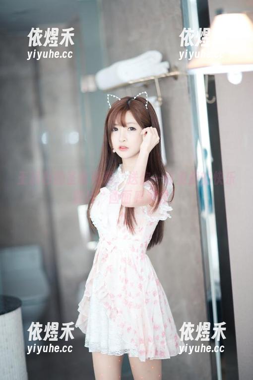 王羽杉的圣诞特辑：送你一份免费的快乐照片，画面感满分！