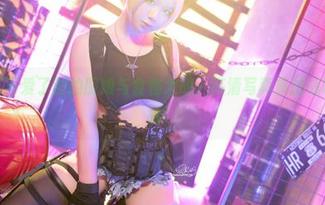 皮皮奶可可爱了啦的厨娘与食物大战：高清写真集挑战味蕾与视线！