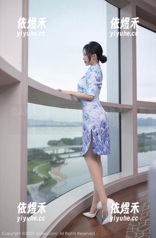 秀人网 - 这些fairy如歌的户外套图，居然还免费，不来收藏一下吗？