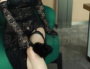 秀人网 - 加朵babe的校服写真：谁说学习不能很有吸引力呢？